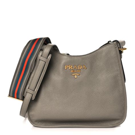 prada vitello daino hobo argilla
